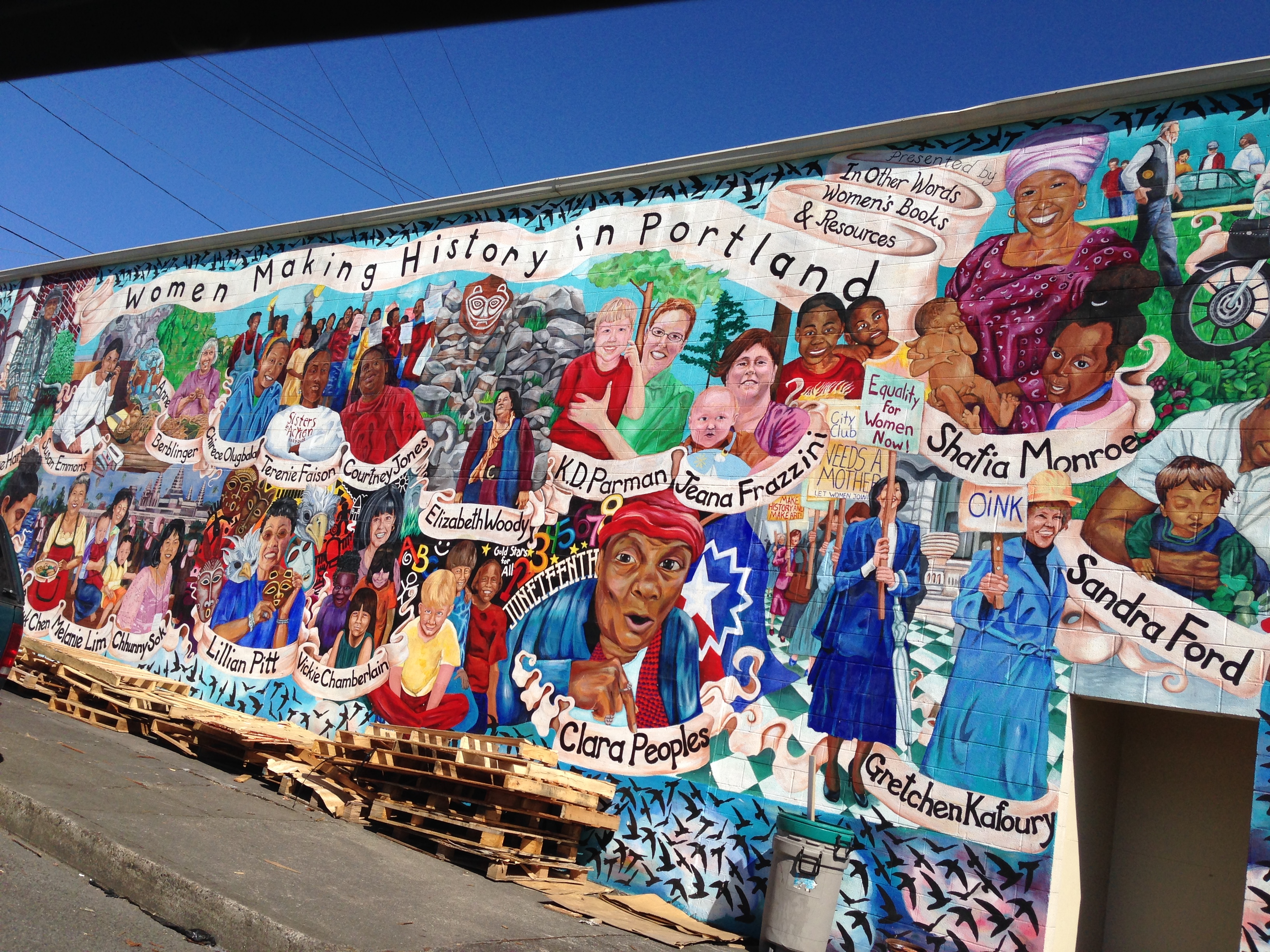Gorgeous mural honoring Portland's women history makers.