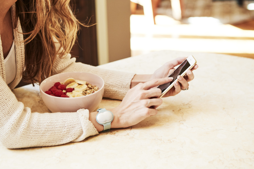 ava ovulation tracking bracelet